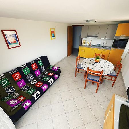 Apartments Kordic วิส ภายนอก รูปภาพ