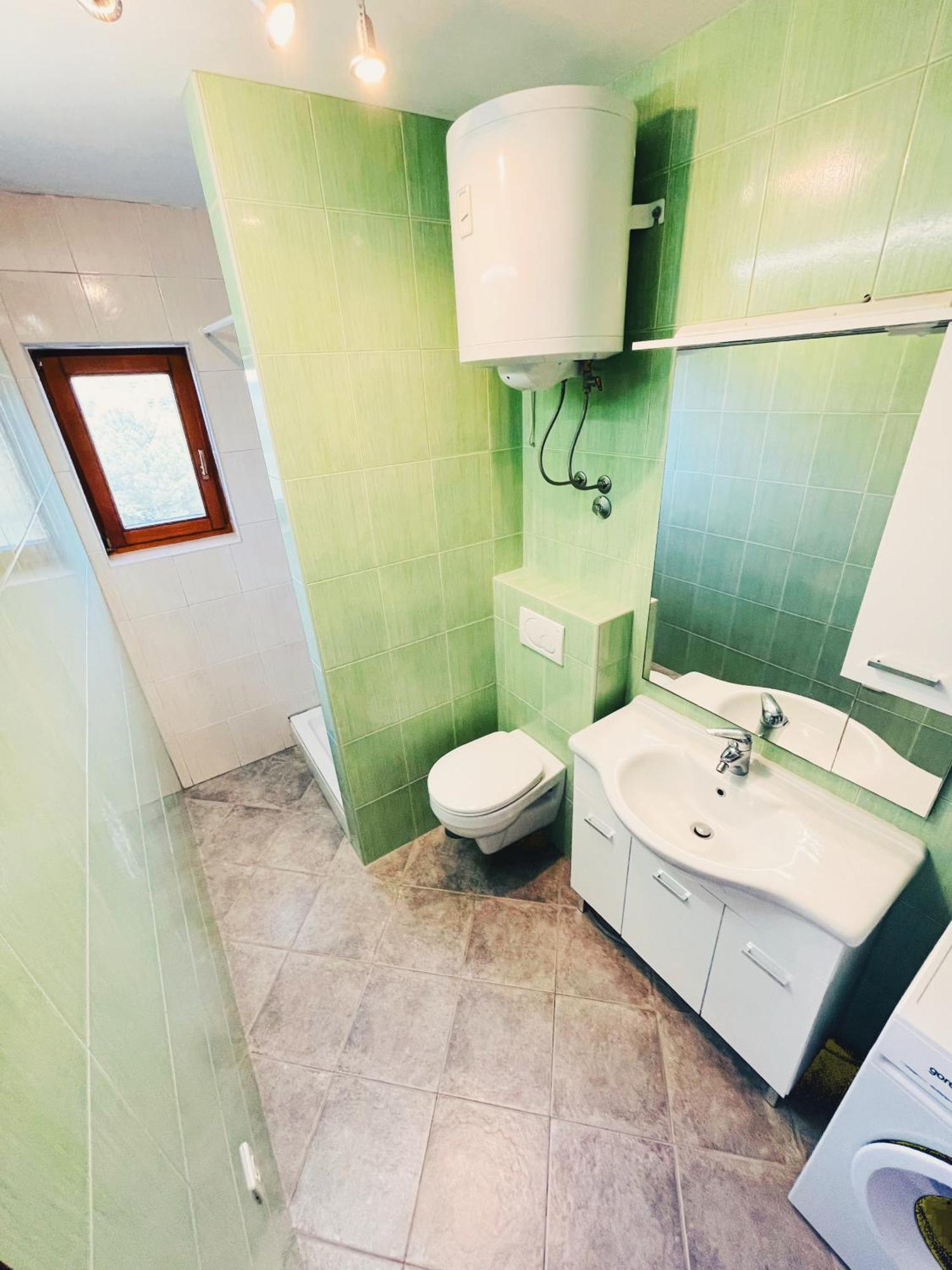 Apartments Kordic วิส ภายนอก รูปภาพ