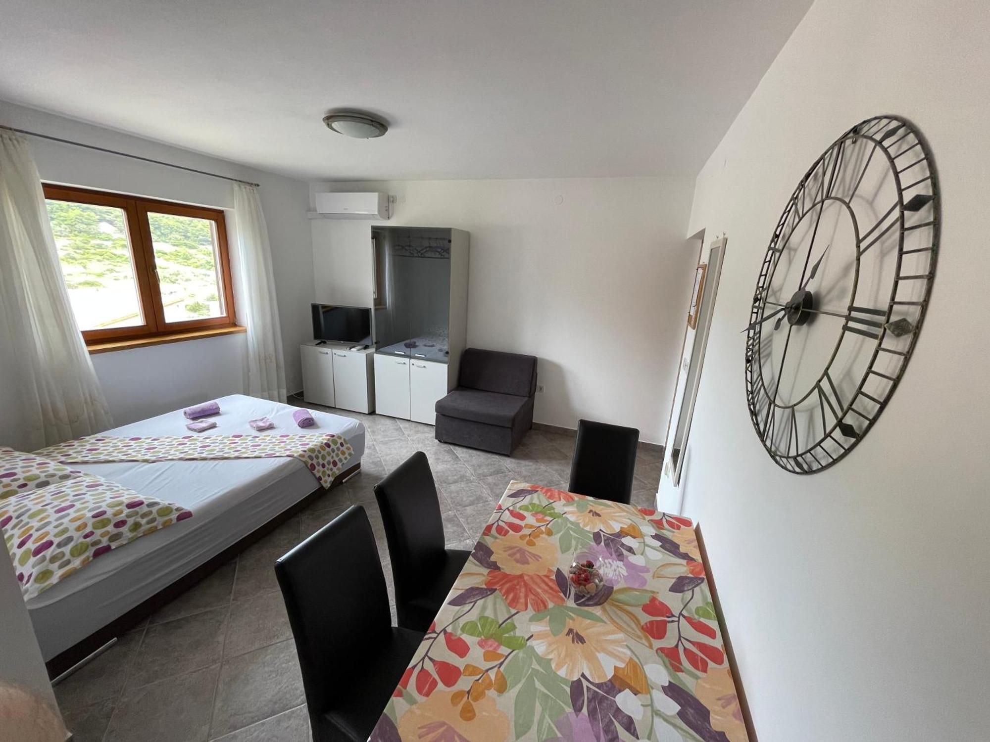 Apartments Kordic วิส ภายนอก รูปภาพ