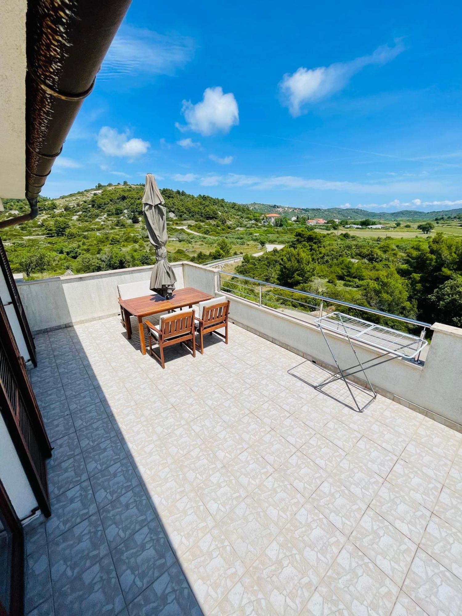 Apartments Kordic วิส ภายนอก รูปภาพ